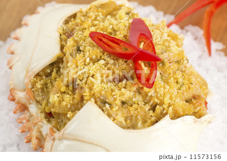 Dressed Crab / Casquinha de Siri - spicy crab meat in its shell  11573156