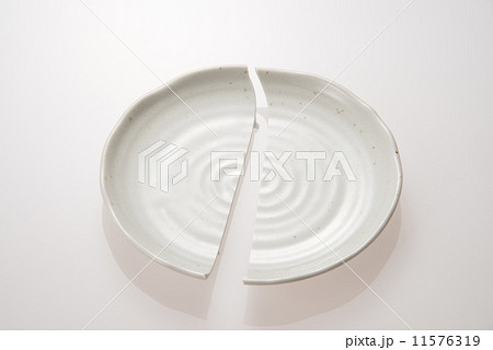 割れ物の皿 割れ物の皿 11576319