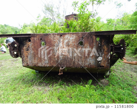 パラオ ペリリュー島 米軍戦車 パラオ ペリリュー島 米軍戦車 11581800