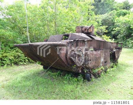 パラオ ペリリュー島 米軍戦車 パラオ ペリリュー島 米軍戦車 11581801