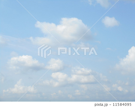 青空の金魚のような雲 青空の金魚のような雲 11584095