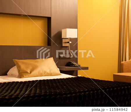 the hotel room the hotel room 11584942