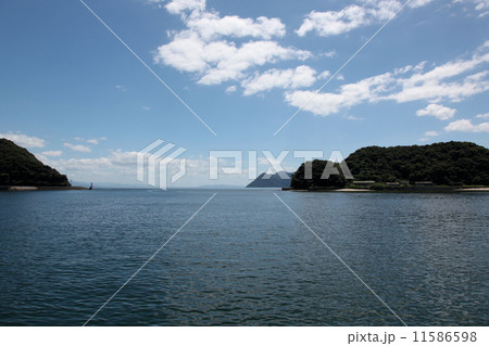 海と小島 11586598