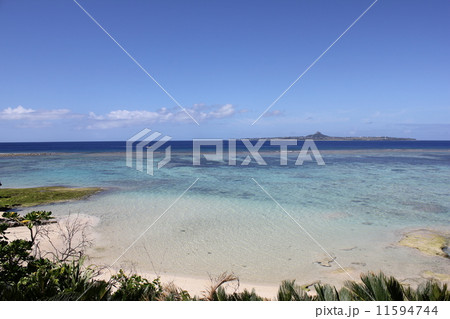 沖縄の海 11594744
