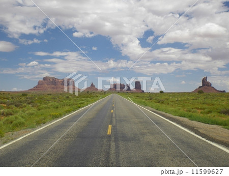 モニュメントバレーへの道 モニュメントバレーへの道 11599627