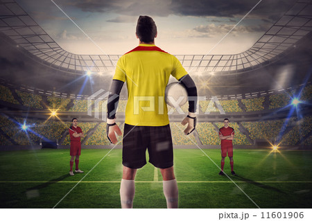Goalie facing opposition 11601906