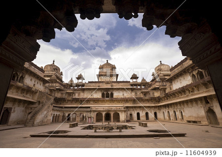 Jahangiri Mahal - Orchha - India Jahangiri Mahal - Orchha - India 11604939