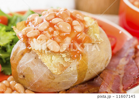 Jacket Potato - Baked potato with baked beans and cheese.  11607145