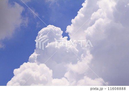 blue sky with cloud 11608888