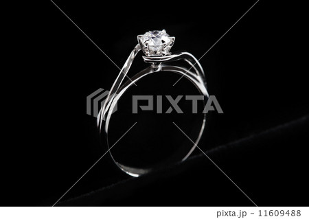 Diamond ring Diamond ring 11609488