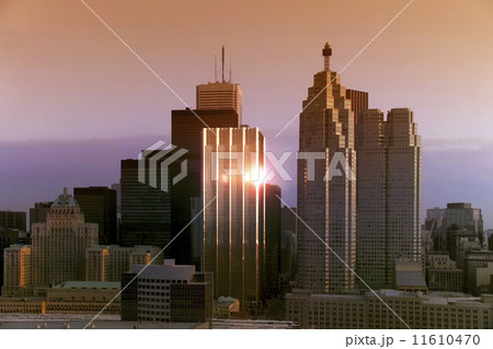 Downtown Toronto Sunrise - Canada Downtown Toronto Sunrise - Canada 11610470