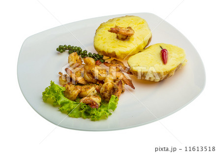 Garlic shrimps with potato Garlic shrimps with potato 11613518