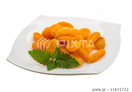 Dried apricots 11615722