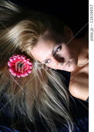 hair pink flowers 11616657