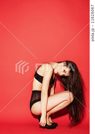 Beautiful sexy woman in black lingerie Beautiful sexy woman in black lingerie 11626067