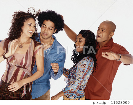Two couples dancing 11628009