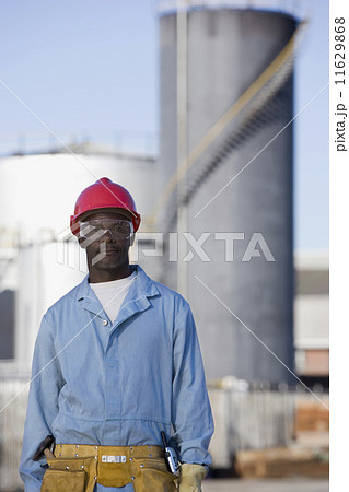African American male construction worker wearing hardhat 11629868