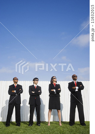 Multi-ethnic businesspeople wearing sunglasses 11632015