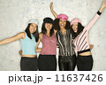 Group of women posing 11637426