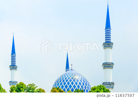 マレーシア ブルー・モスクのドームと尖塔(マレーシア、シャー・アラム) 11637507