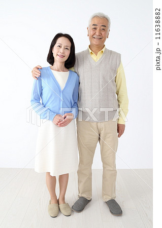 ミドル（シニア）夫婦 11638882
