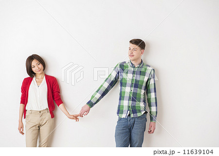 国際結婚カップル 国際結婚カップル 11639104