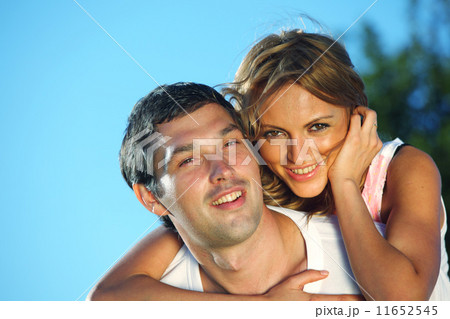 hug in sky 11652545