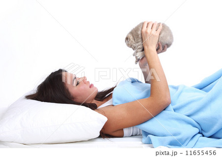 waking woman and cat waking woman and cat 11655456