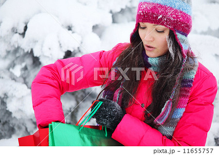 winter shopping 11655757