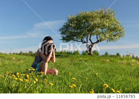 woman photographer 11656765