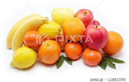 citrus fruits isolated on a white background. 11661593