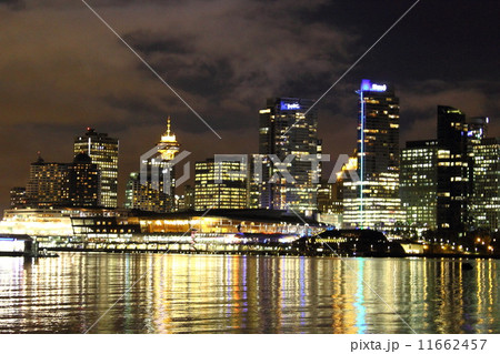 バンクーバーの夜景 11662457