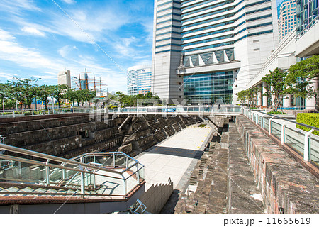 ドックヤードガーデン 横浜ランドマークタワー の写真素材