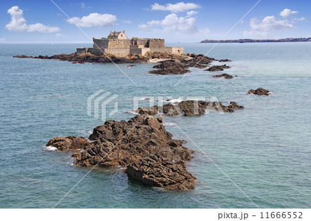 Fort national 11666552