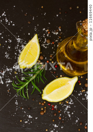 mix of spices 11669440