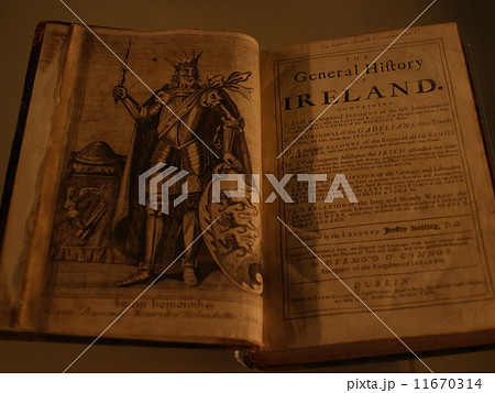 トリニティ・カレッジ図書館 11670314