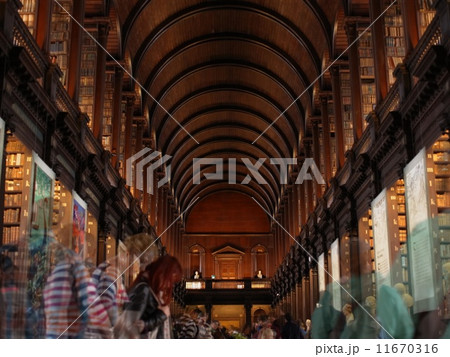 トリニティ・カレッジ図書館 トリニティ・カレッジ図書館 11670316
