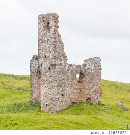 Ruins of an old castle Ruins of an old castle 11673072