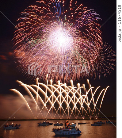 【三重県】桑名水郷花火大会 11674519