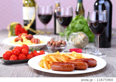 Plate with sausage and potato 11675960