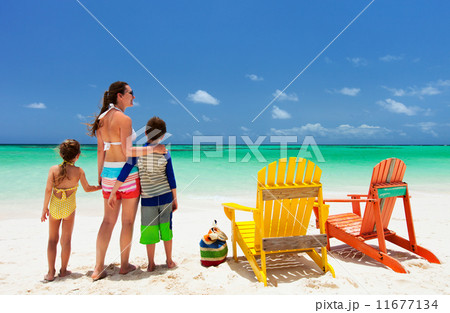 Family on beach vacation Family on beach vacation 11677134
