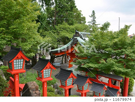 三光稲荷神社　参道 11679974