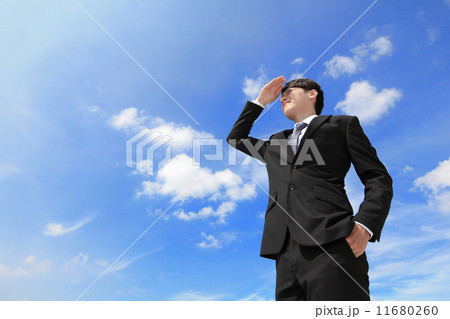 business man looking away to copy space 11680260