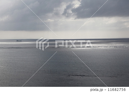 南国の海と光芒 11682756