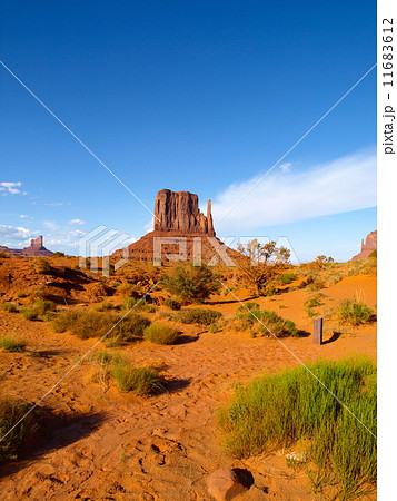 Monument valley Monument valley 11683612