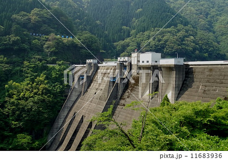 横山ダム 11683936