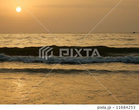 パトンビーチの日没6 11684253
