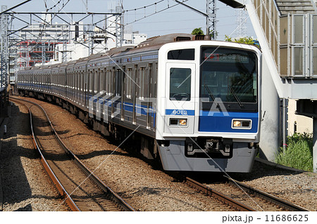 西武6000系電車 特急 元町・中華街行き 西武6000系電車 特急 元町・中華街行き 11686625