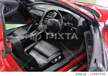 オープンカーの運転席 オープンカーの運転席 11687550