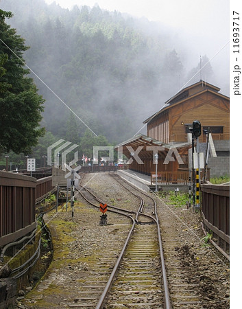 台湾　阿里山国家森林遊楽区　阿里山森林鉄道　平沼駅 11693717